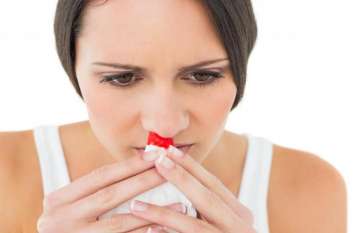 home remedies to stop nose bleeding in summer seasons,know how to cure बिच्छू बूटी समेत करें इन 10 घरेलू नुस्खों का इस्तेमाल, नाक से खून आने की दिक्कत होगी दूर