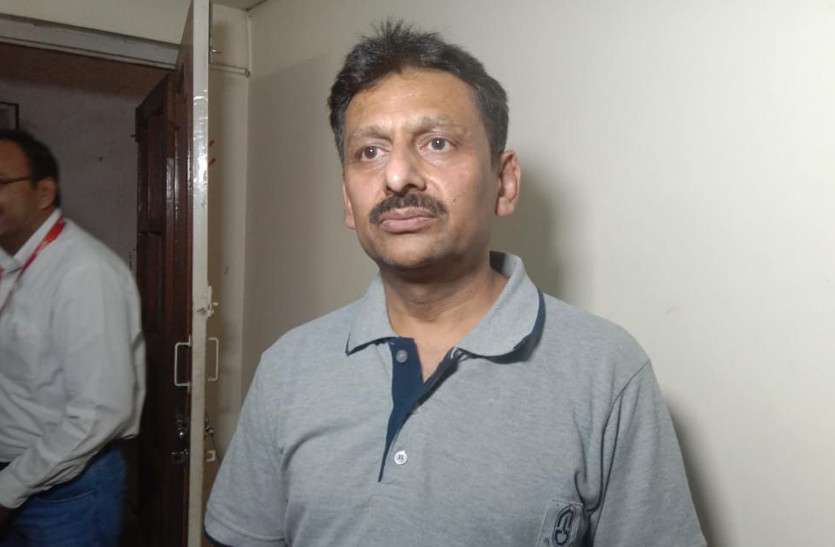 dks scam case DKS मामला: PNB अफसर का आरोप, पुलिस ने गलत FIR दर्ज की, नियम के तहत जारी हुए लोन