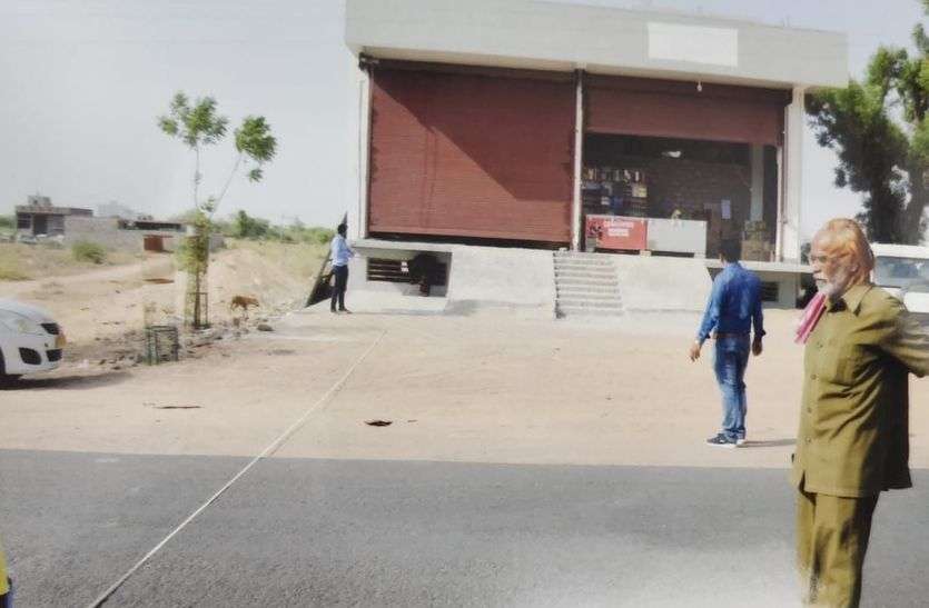 Illegal constructions नियम विरुद्ध निर्माण को लेकर सभापति सहित उनके दो करीबियों को नोटिस