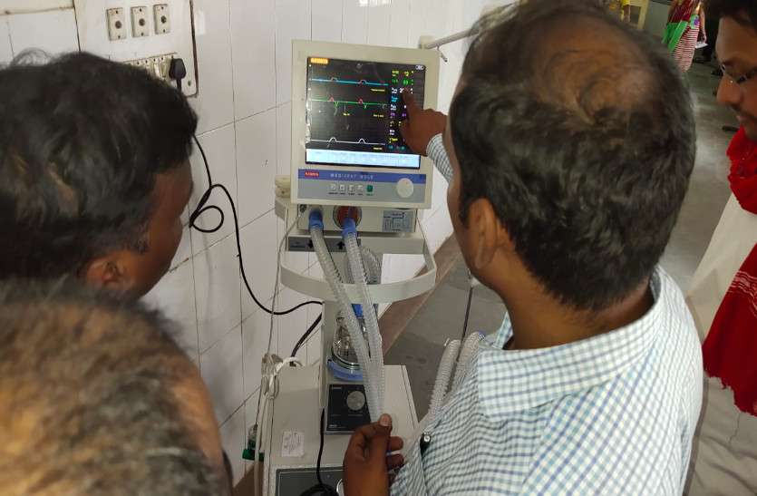 कृत्रिम वेटींलेटर मशीन जिला अस्पताल में हुआ इस्टालेंशन, पहले करते थे बिलासपुर रेफर