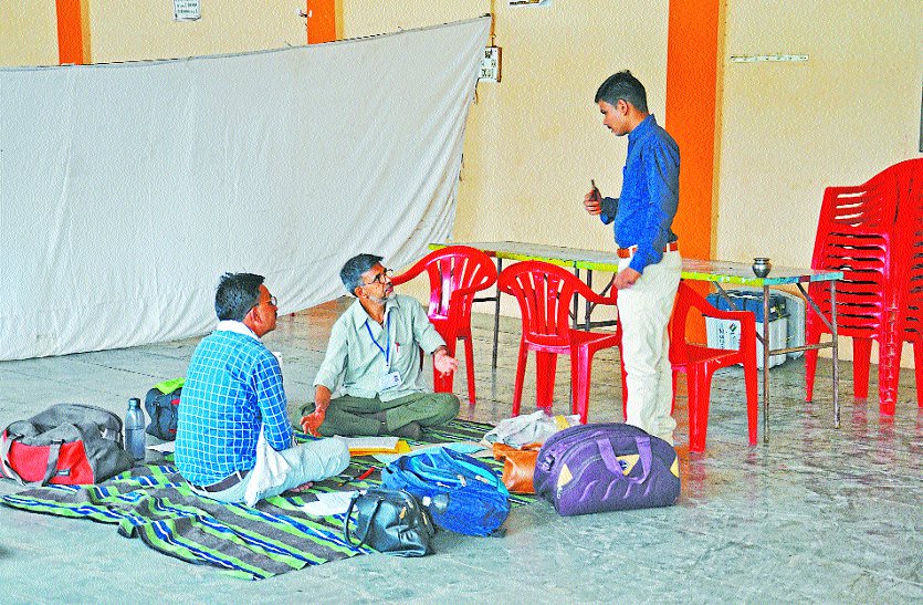 patrika मतदाता आज प्रत्याशियों का भाग इवीएम में करेंगे बंद
