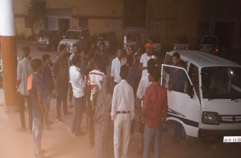 पहली घटना में भदरी चौक के पास हुई तो दूसरी चंद्रपुर थानांतर्गत ग्राम सपोस की दो सड़क हादसे में गई चार लोगों की जान, पांच की हालत गंभीर