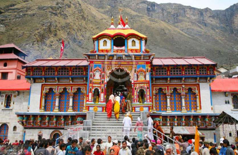 badrinath temple secrets बद्रीनाथ मंदिर के इन 10 रहस्यों से अनजान होंगे आप, शंख बजाने पर भी है रोक