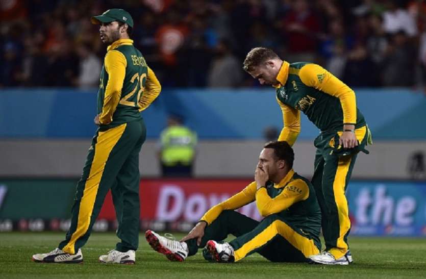 Teams Cry in World Cup World Cup इतिहास के ये मैच आज भी आते हैं याद, जब मैदान पर फफक-फफक कर रोए थे खिलाड़ी