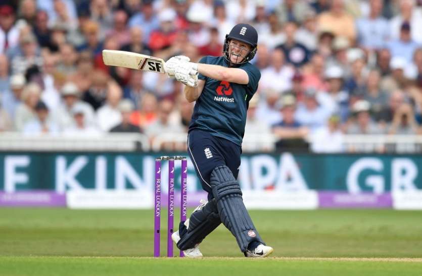 Eion Morgan ENG vs PAK: इयान मोर्गन के एक सिक्सर से पवेलियन की छत पर हो गई तोड़फोड़, सब हुए हैरान