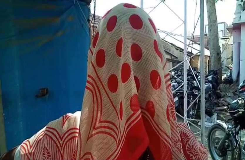 girl प्रेमी के साथ घर से भागी युवती को पुलिस ने किया बरामद