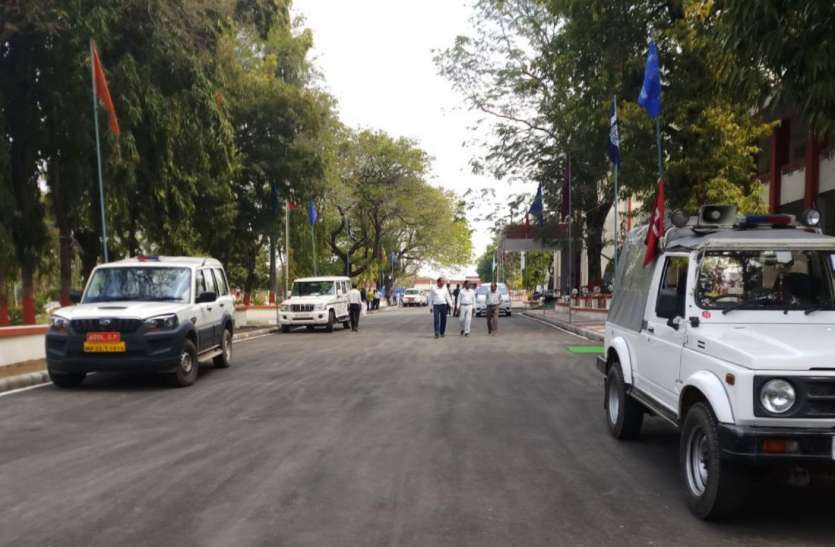 RDVV campus will be the most Attractive in the State चहेतों को लाभ पहुंचाने टेण्डर प्रक्रिया की शर्तों में हेरफेर!