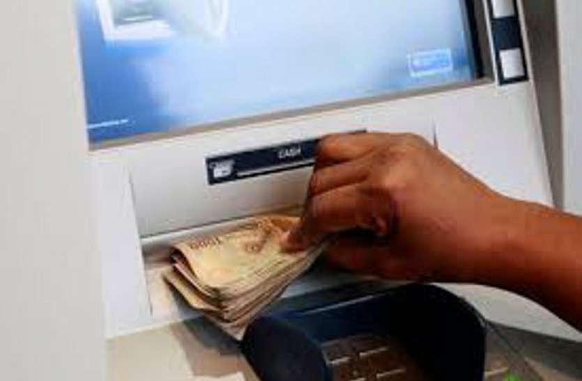 atm clone सेल्स ऑफिसर के एटीएम का क्लोन बनाकर खाते से 30 हजार पार