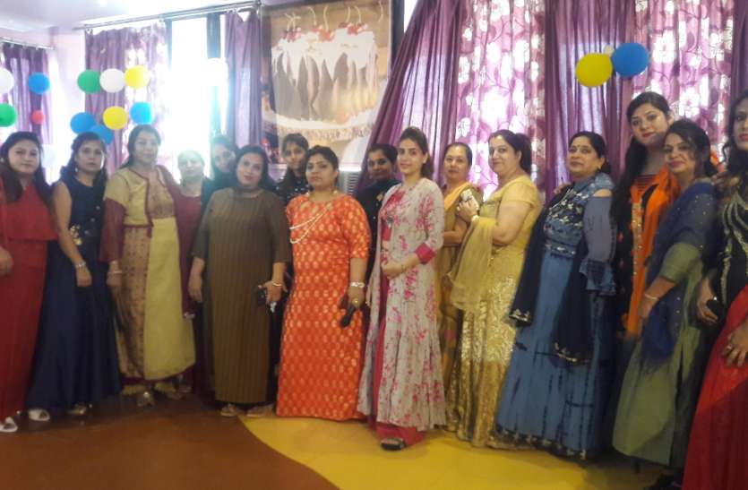 world sindhi seva sangam मदर बेबी कॉम्पिटिशन में धमाल मचाया वीमन ने