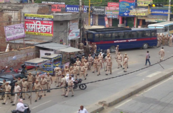 Rumors of riot in Rohtak, security forces are posted खुराफाती तत्वों ने सोशल मीडिया पर फैलाई दंगे की अफवाह, रोहतक में सुरक्षाबलों की तैनाती