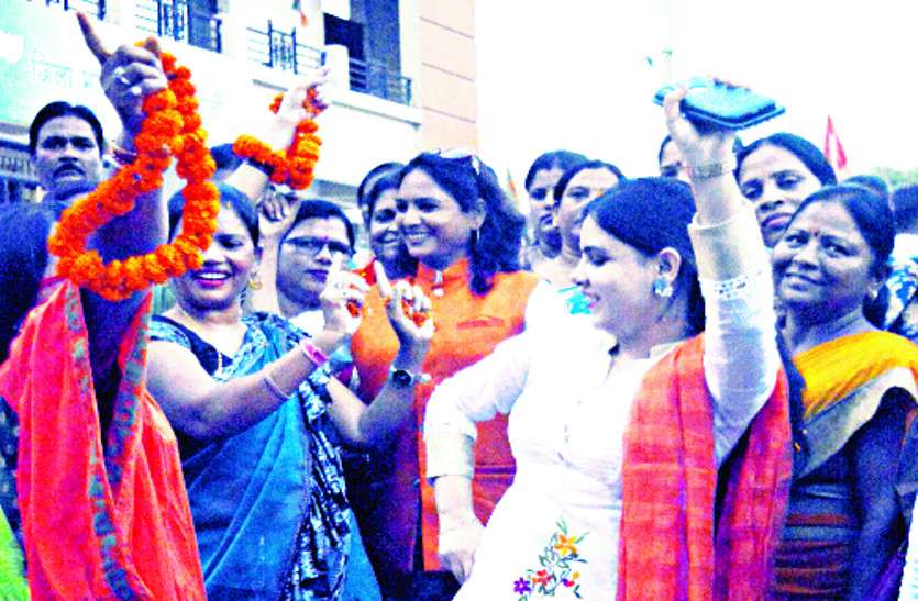 पांचवीं बार भी बीजेपी की बादशाहत बरकरार, गोमती साय ने कांग्रेस प्रत्याशी लालजीत सिंह राठिया को पछाड़ा