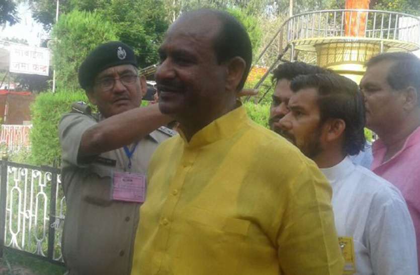 Lok Sabha Election 2019 राजस्थान LIVE UPDATES: मतगणना के साथ रुझान आने हुए शुरू, बिरला 7000 से आगे