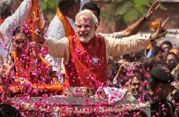 pm modi financial schemes help to win the election of 2019 पीएम मोदी की इन योजनाओं के सामने फेल हुआ राहुल का ‘न्याय’, आयुष्मान योजना ने बदली आम आदमी की जिंदगी