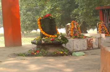 story of jharkhandi mandir gorakhpur up एक ऐसा शिव मंदिर जहां पूजा और नमाज दोनों होती है
