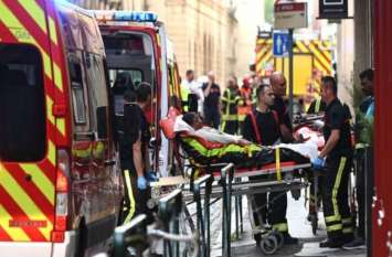 Parcel bomb explodes in France, many people injured फ्रांस में पार्सल बम से विस्फोट, बच्ची समेत 13 लोग घायल