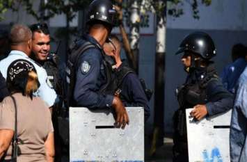 Clashes in Venezuela Jail between security guards and prisoners वेनेजुएला: जेल में कैदियों और सुरक्षाकर्मियों के बीच झड़प, 29 की मौत