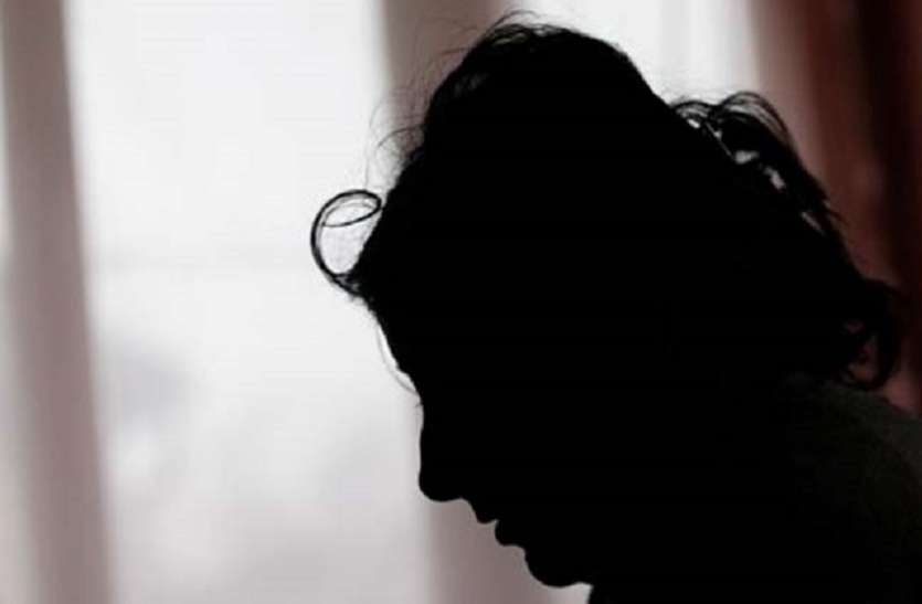 husband killed wife in udaipur रात को शराब पीकर नाचे थे दोनों, पत्नी को पति पर था शक, फिर हुआ ऐसा