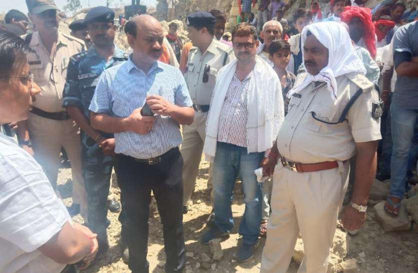 SDRF recovered miners dead body rescue operation in satna खदान में डूबे बालक का तीसरे दिन शव बरामद, काफी मशक्कत के बाद SDRF के जवानों ने खोज निकाला