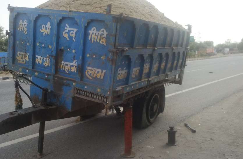 Explosions on Jaipur-Ajmer highway जयपुर-अजमेर राजमार्ग पर 'धमाका'