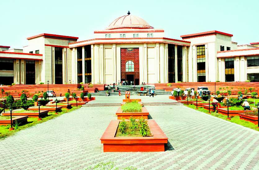 CSC Scam CSC Scam: नान घोटाले के मुख्य आरोपी हाइकोर्ट में पेश करेंगे जमानत अर्जी
