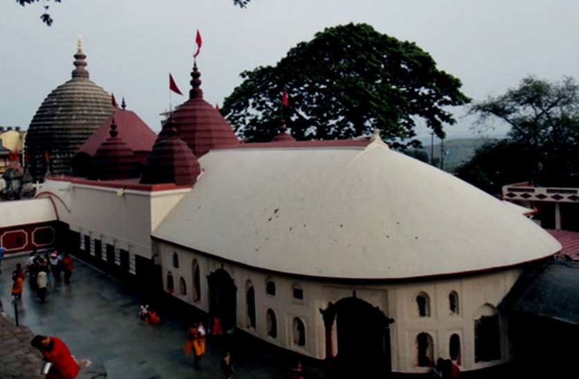muragan ये है 'टॉफी वाला मंदिर', बिना चॉकलेट के भगवान नहीं देते कोई वरदान