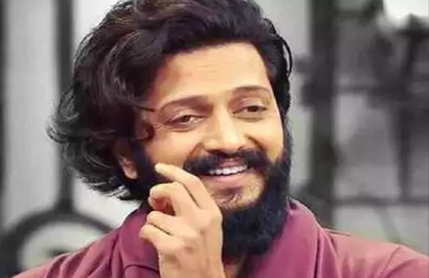 ritesh-deshmukh-shared-video-careless-attitude-of-hyderabad-airport