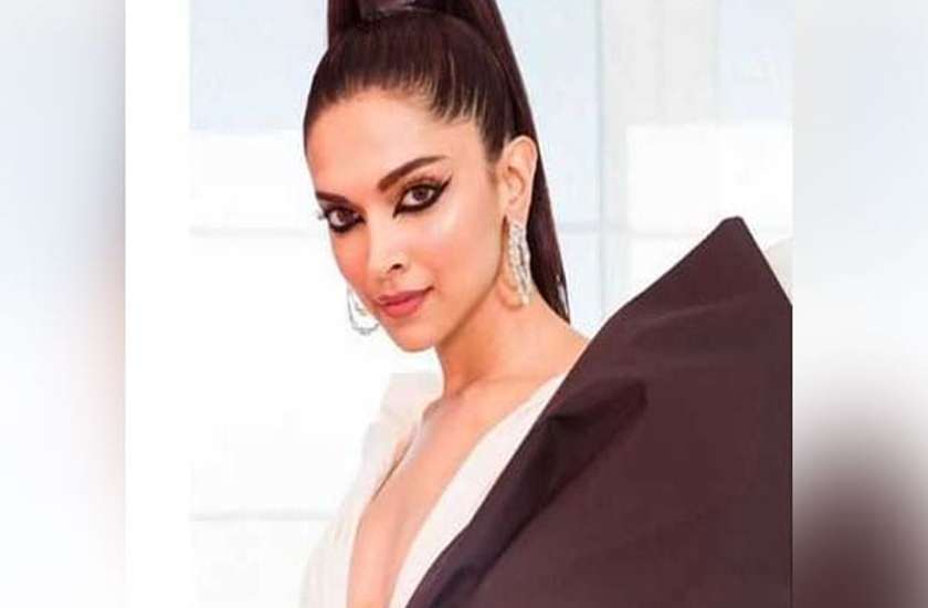 Deepika Padukone Talk About Legalizing Same Sex Marriage समलैंगिक