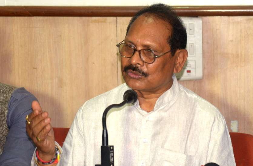 CG News शिक्षा मंत्री बोले - पुरानी सरकार केवल हव्वा बनाती थी, हम बनाएंगे फीस नियामक कमेटी