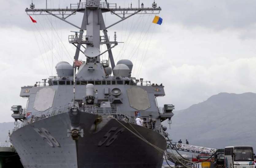 warship ट्रंप की जापान यात्रा से पहले युद्धपोत से हटाया गया जॉन मैक्केन का नाम, खुलासे के बाद अमरीका में गरमाई सियासत