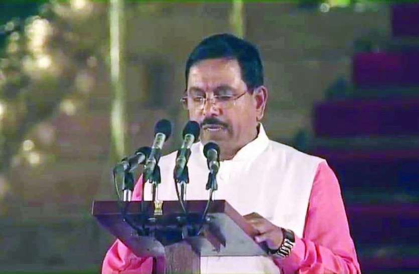 bangalore news प्रहलाद जोशी मंत्रिमंडल में शामिल, जातीय समीकरण को साधने की कवायद