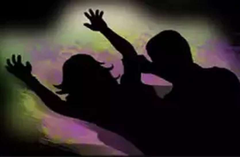 Nabalik kishori ke sath rape in lakhimpur kheri शौंच के लिए खेत पर गई थी किशोरी, युवक ने अकेला देखकर कर दिया कुछ ऐसा, सभी के उड़ गए होश