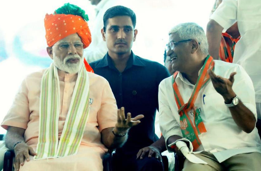 SHEKHAWAT PM मोदी ने राजस्थान में की थी 'जल शक्ति मंत्रालय' की घोषणा, गजेंद्र सिंह शेखावत को दी जिम्मेदारी, पढ़ें खास रिपोर्ट