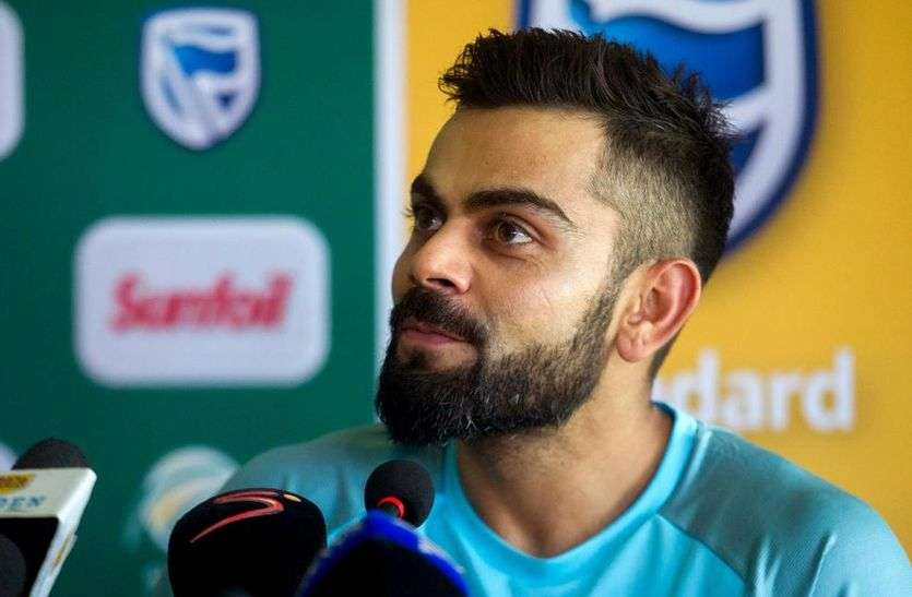 Virat Kohli विराट कोहली पर गुरुग्राम नगर निगम ने ठोंका जुर्माना, पीने के पानी से हो रही थी गाड़ी की धुलाई