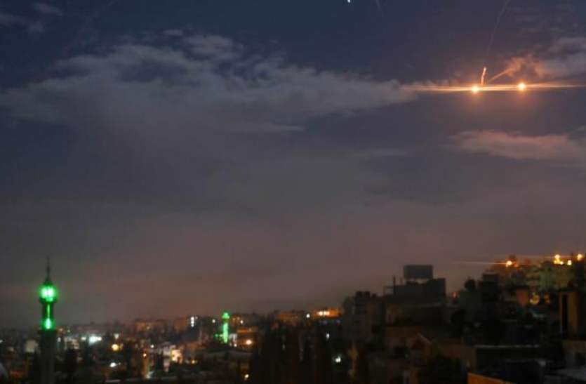 Israel Strikes at Syria जारी है इजराइल-सीरिया के बीच तनाव, हफ्तेभर में हुए दूसरे हमले में तीन सीरियाई सैनिकों की मौत
