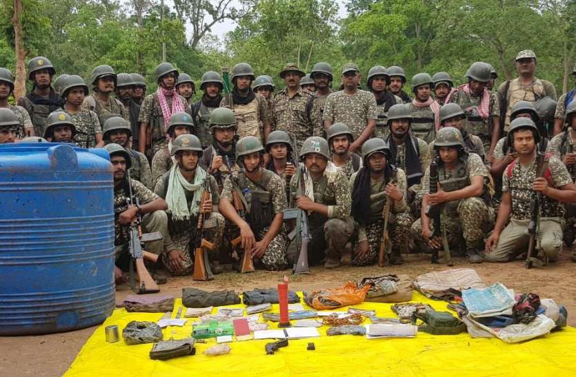 ITBP kondagaon आईटीबीपी के जवानों ने किया नक्सली कैंप ध्वस्त, मौके से पिस्टल, मैग्जीन सहित अन्य सामाग्री बरामद