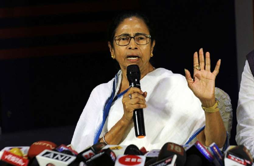Mamata Banerjee ममता बनर्जी बोलीं- EVM पर नहीं है भरोसा, लोकतंत्र बचाने के लिए TMC करेगी आंदोलन