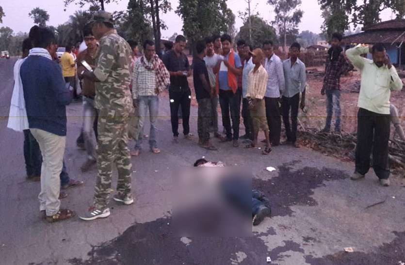 Death in road accident एनएच पर तेज रफ्तार बस ने टक्कर मारकर बाइक सवार को 30 मीटर तक घसीटा, फिर पहिए से कुचल दिया सिर
