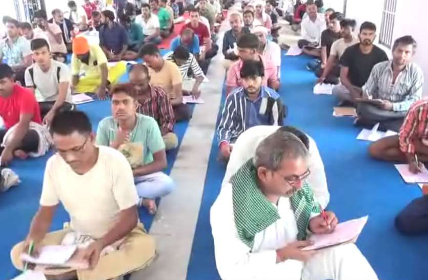 exam पढ़ने की कोई उम्र नहीं होती, यह बात जेल की चाहरदीवारी में बंद कैदियों ने साबित कर दिखाई, यकीन न हो तो देख लीजिए ये वीडियो