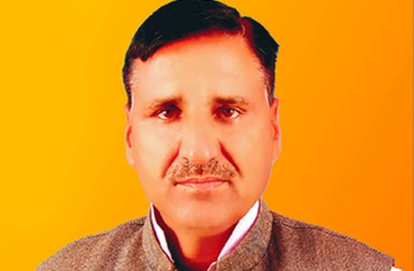 harlal saharan churu यहां स्वामी को जिला प्रमुख बनाने का आदेश, उधर हाईकोर्ट ने सहारण के निलंबन पर लगा दी रोक