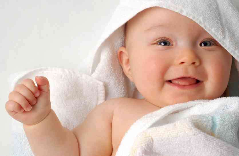 newborn baby नवजात की सेहत के लिए अहम पहला साल