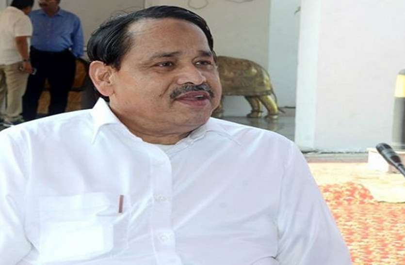 nasimuddin siddiqui big statement on breakdown of sp bsp alliance नसीमुद्दीन ने कहा मायावती फाएदे की राजनीति की माहिर खिलाड़़ी