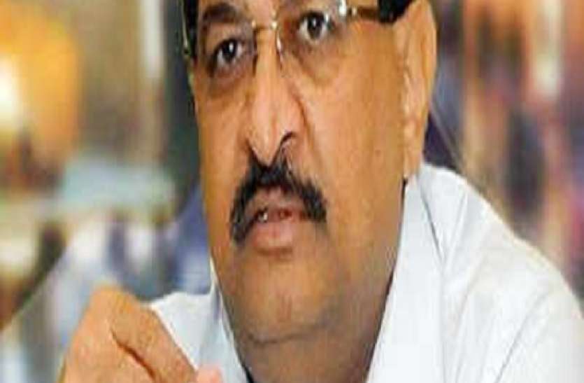 mumbai congress विखे पाटिल ने दिया इस्तीफा,कांग्रेस के कई विधायक भी जल्द छोड़ेंगे पार्टी