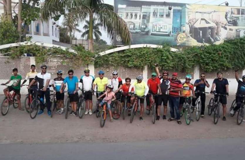 World Cycling Day सेहत और पर्यावरण संरक्षण के लिए थाम लिया साइकिल का हैंडल