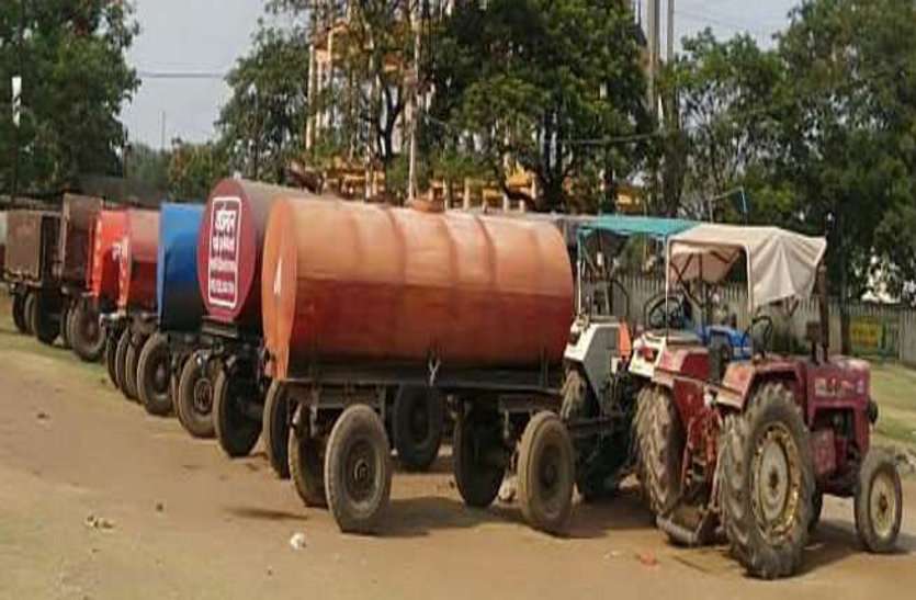 Water Supply From Illegal Tankers In Alwar अलवर शहर में खेतों के पानी से लाखों की अवैध कमाई!, बिना रजिस्ट्रेशन दौड़ते हैं 200 से 300 टैंकर