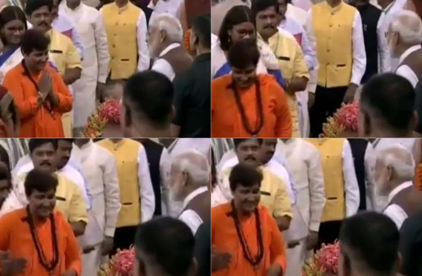 sadhvi pragya सेंट्रल हॉल में पीएम ने की थी 'अनदेखी', साध्वी बोलीं- अवसर मिला तो मोदी जी से मिलूंगी