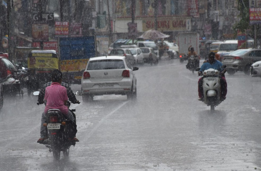 Pre-monsoon rain झमाझम बारिश से मानसून की सुगबुगाहट