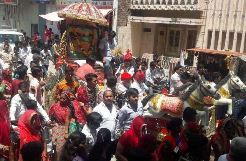 Sariya devi temple in Ahore Jalore फिजां में गूंजे मां श्रीयादे के जयकारे, शोभायात्रा में उमड़ी आस्था
