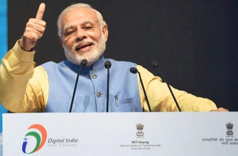 PM Narendra Modi पीएम मोदी की डिजिटल इंडिया को नुकसान पहुंचा रहे साइबर ठग, वारदात के बाद पीड़ितों ने की प्लास्टिक मनी से तौबा