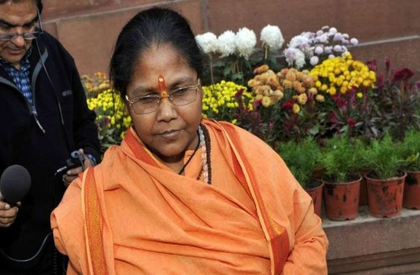 Sadhvi Niranjan Jyoti Big statement about sp bsp alliance साध्वी निरंजन ज्योति ने गठबंधन के लिए कह दी बड़ी बात, इस जिले में गई थीं नवनिर्मित पोस्टमार्ट हाउस का लोकार्पण करने