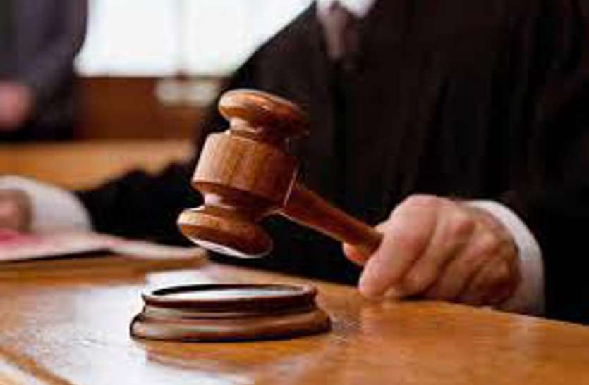 Court order इस चिटफंड कंपनी के स्टार प्रचारक थे पूर्व सीएम रमन के पुत्र, राजनांदगांव विधायक और महापौर, कोर्ट ने दिया ये आदेश